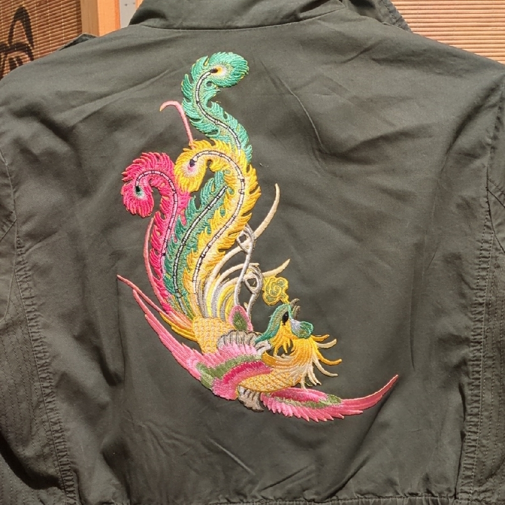 Euc Size Lg Utility Jacket With Gorgeous Bird